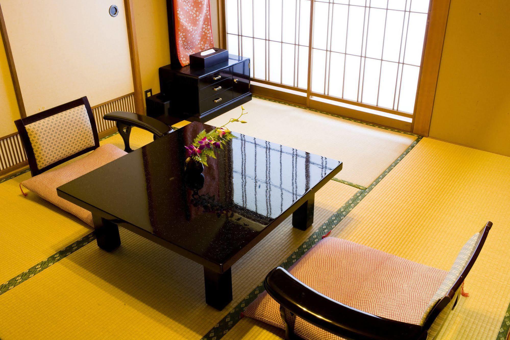Higaki Hotel Gamagōri Zewnętrze zdjęcie